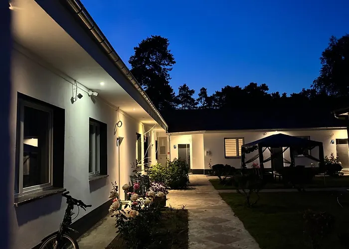 Eden 8 Apartamento *